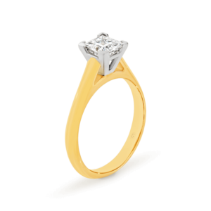 SONIA - Princess Cut Diamond Engagement Ring