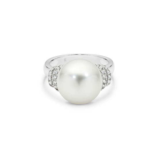 SOUTH SEA PEARL SHOULDER DIAMOND RING