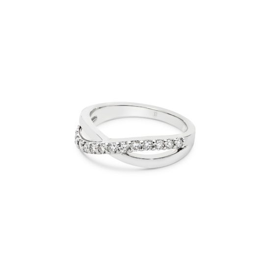 Alternative view of DIAMOND CROSS OVER BAND