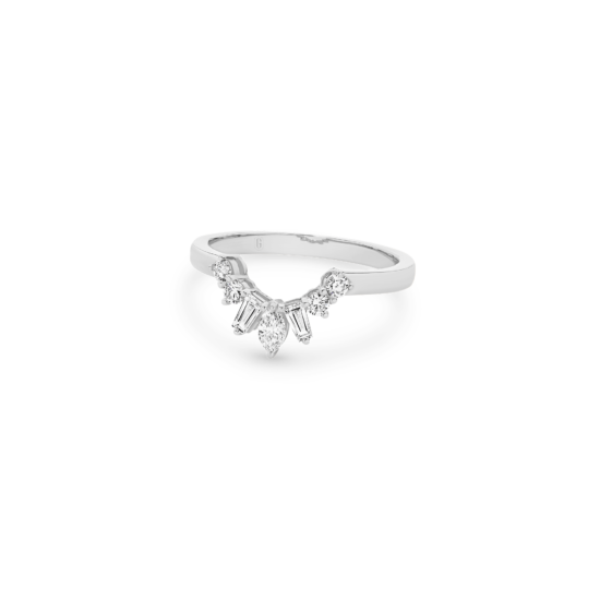 Alternative view of CURVED MULTI-DIAMOND BAND