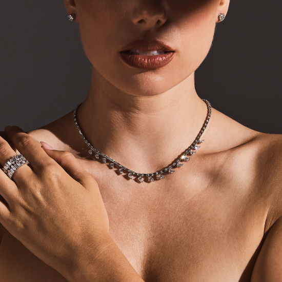 Alternative view of LUMIÈRE FLEX NECKLACE